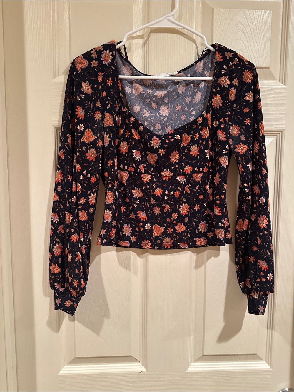 Lush Black V-Neck Long Sleeve Floral Crop Top - Rust & Cream Accents